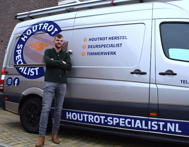 Henry Stuurman van HS Houtrot Specialist 
